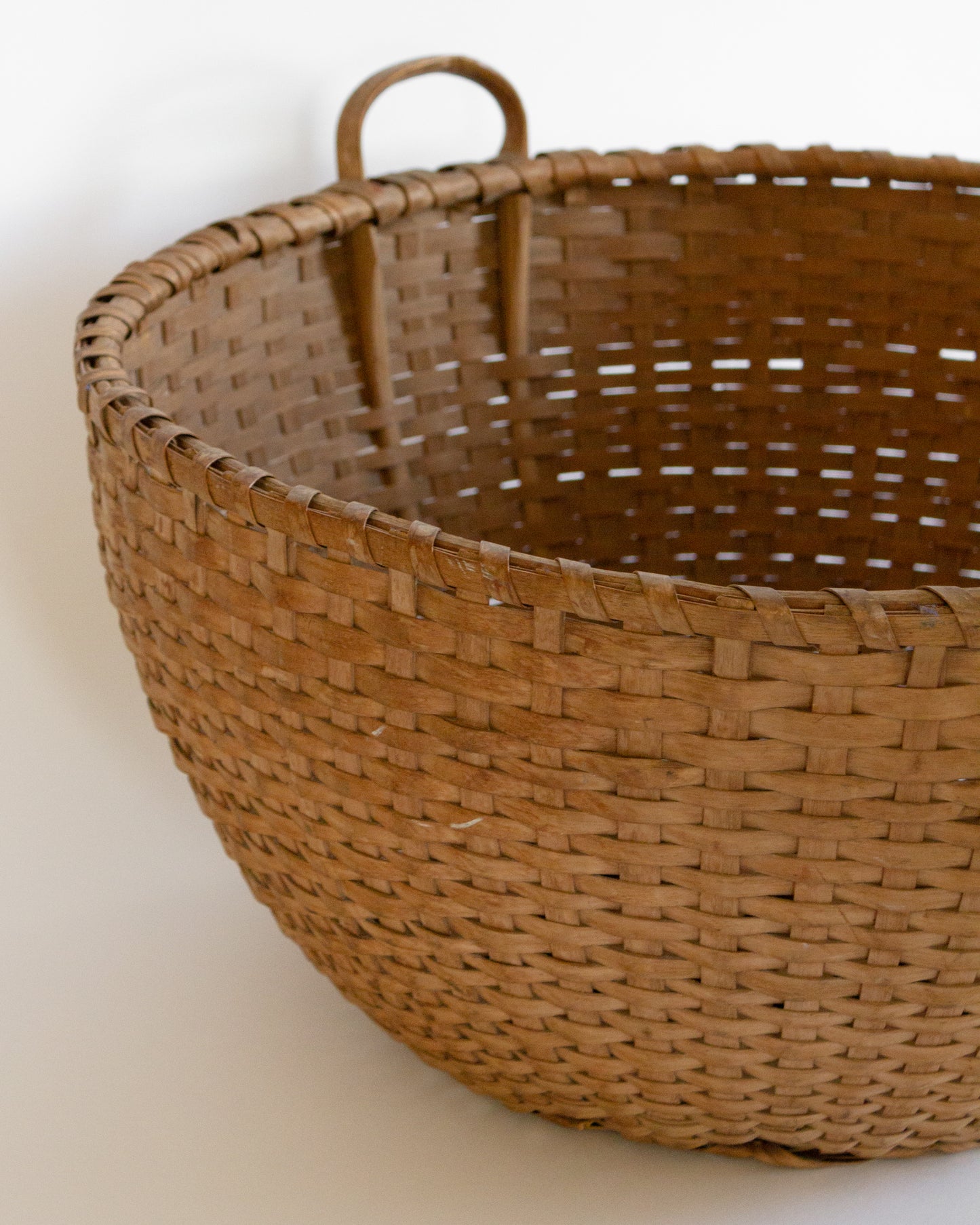 Large Splint Gathering or Laundry Basket