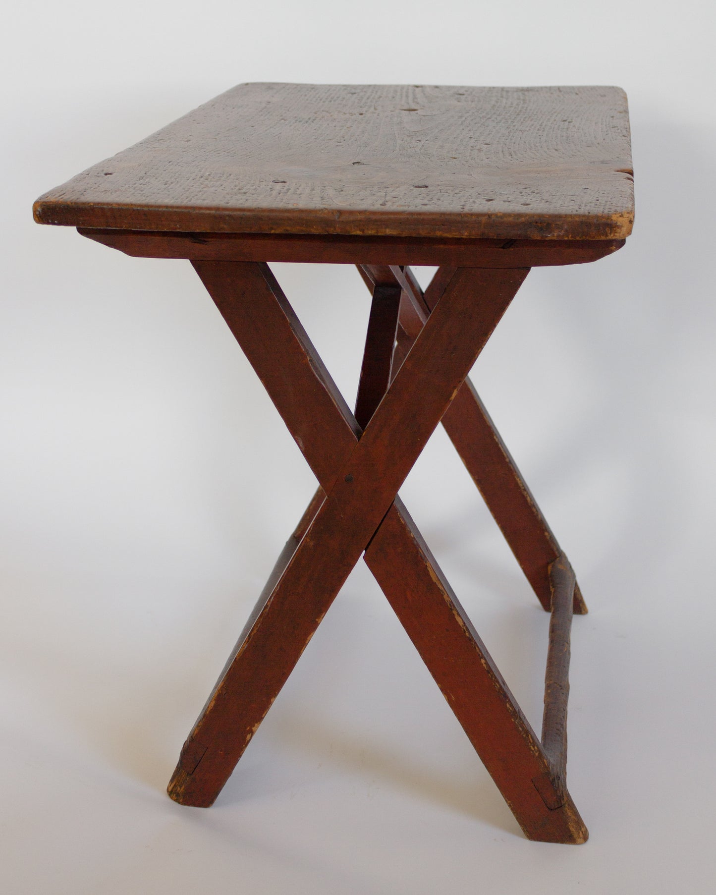 Early New England Sawbuck Table